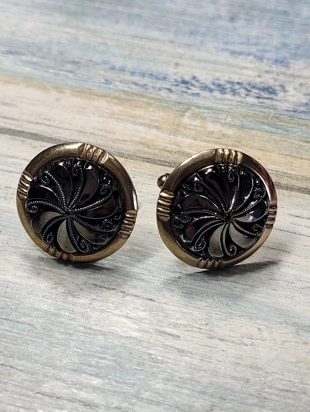 N/A swirl vintage measurements